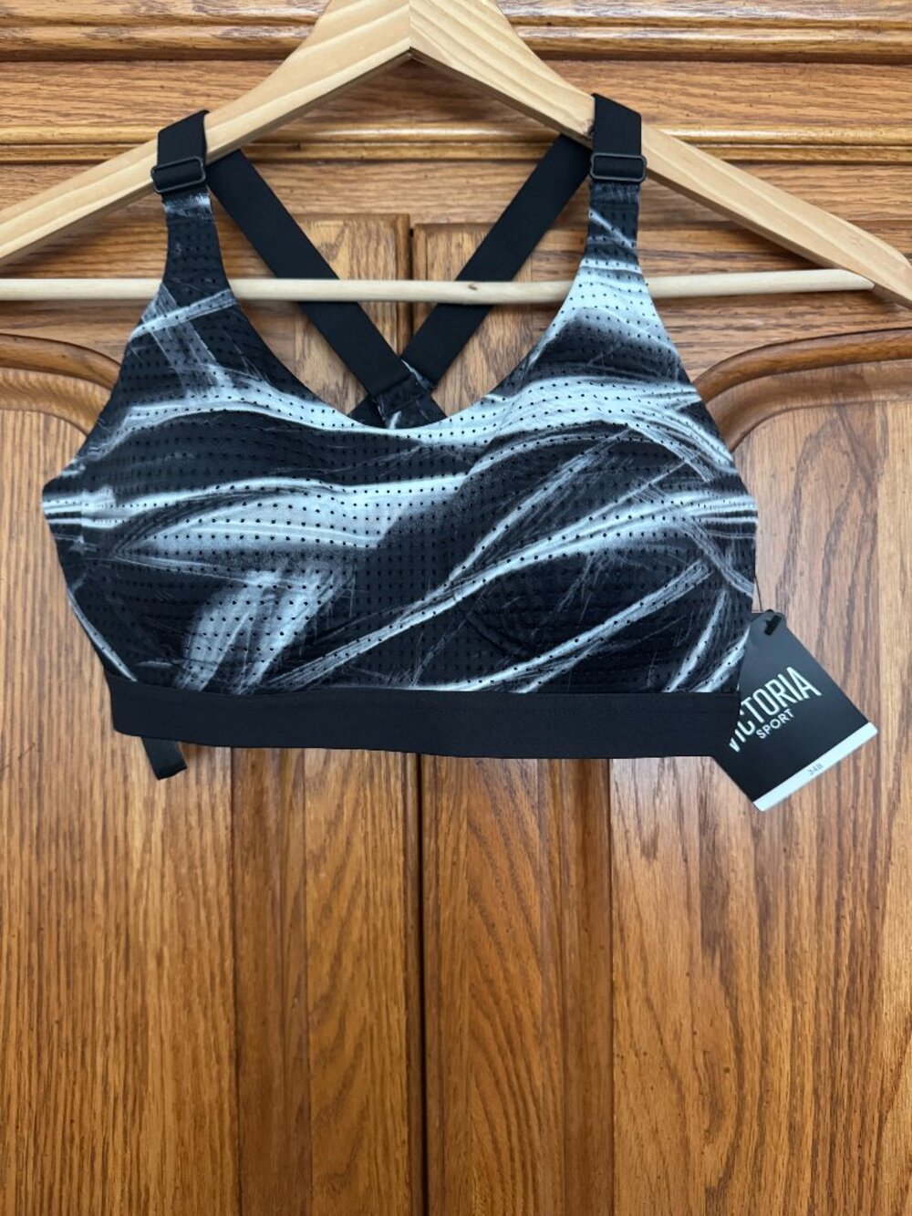 Victoria Sport Black & Gray Performance Sports Bra